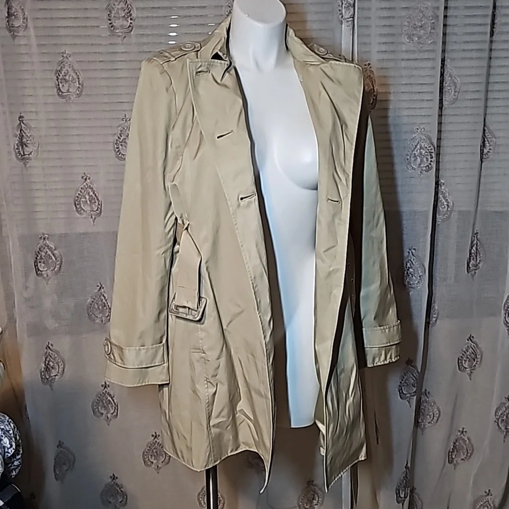 Beige Coat - Picture 14 of 16